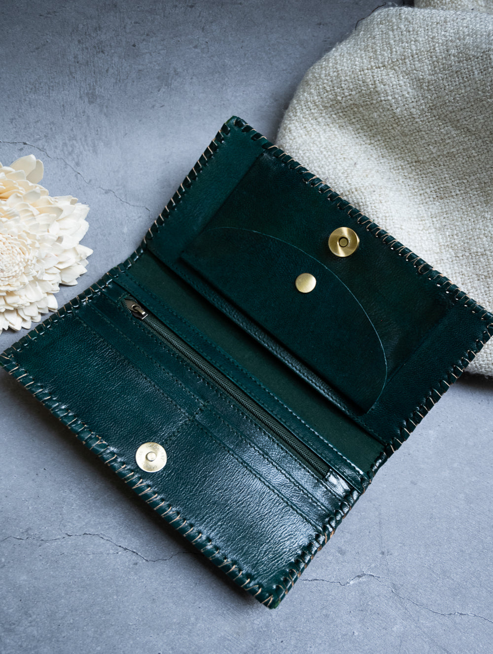 4-Piece Embossed Leather Travel Set - Flora