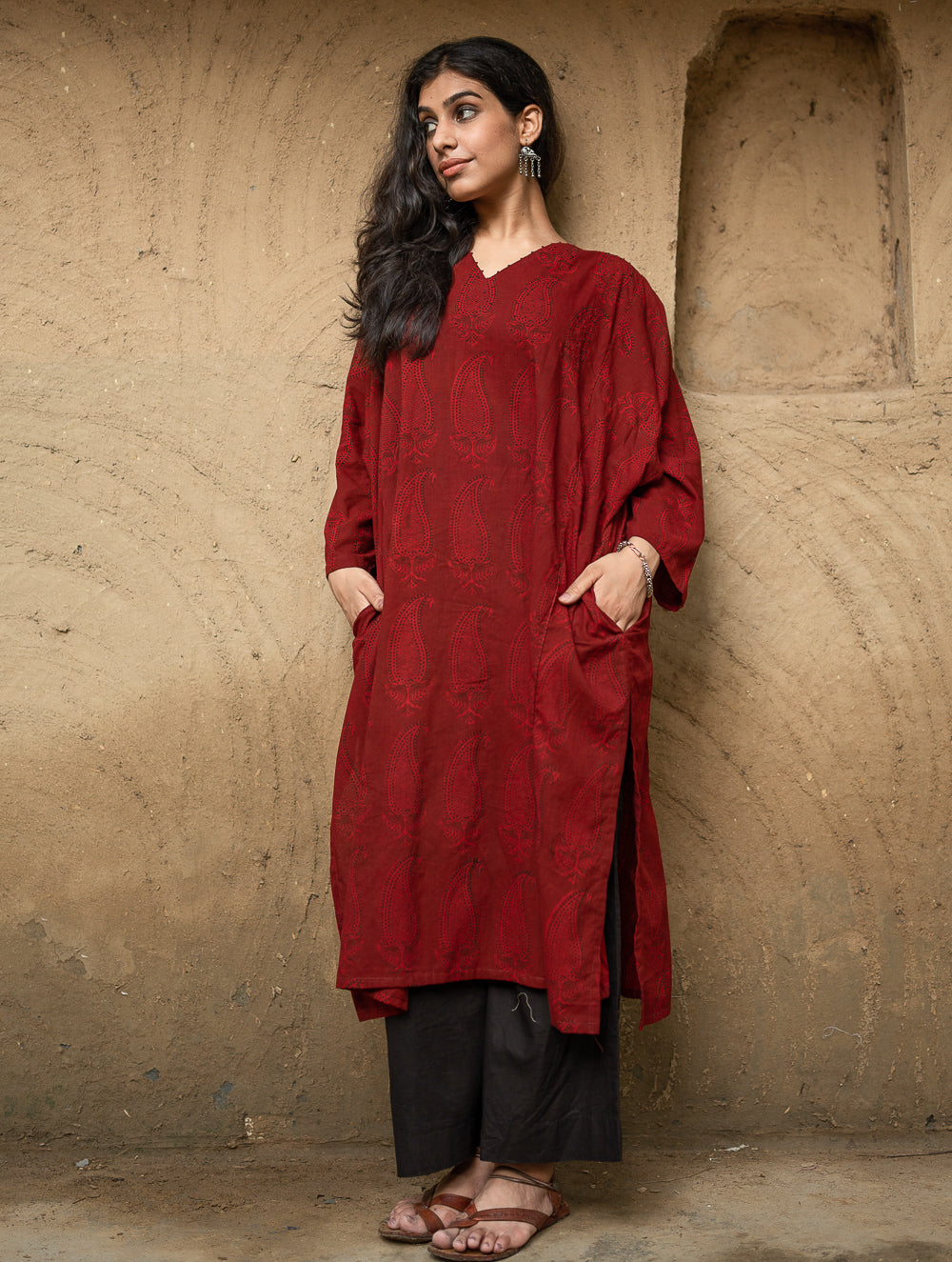 Bagh Print Cool Cotton Phiran Kurta - Red Paisley