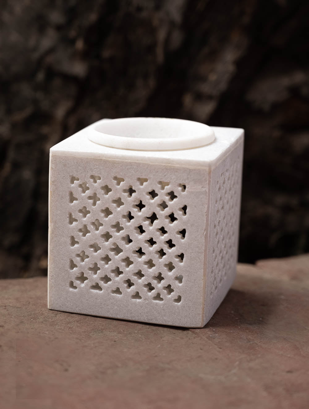 Carved Marble Jharoka Aroma Oil Diffuser (4" x 4'')