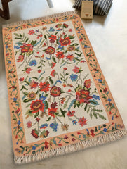 Handwoven Kilim Rug - Cream Bouquet