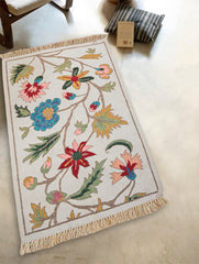 Handwoven Kilim Rug - Ivory field