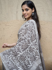 Dabu Hand Block Printed Mul Cotton Saree - Grey Flora