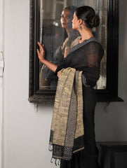 Elegant Kantha Embroidered Handwoven Bengal Linen Saree - Twilight Draft