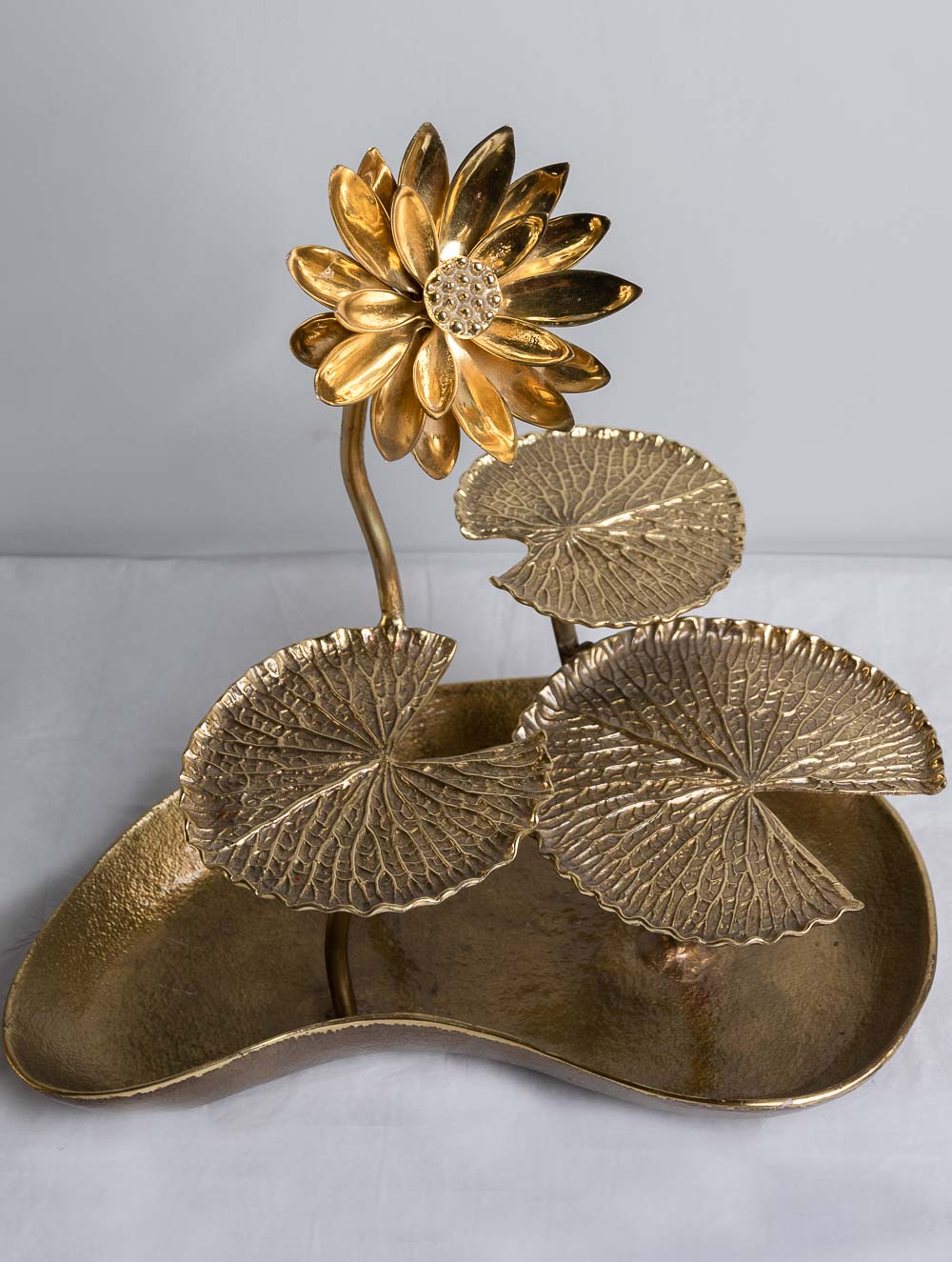 Exclusive Brass Curio - Waterlily Garden (Large)