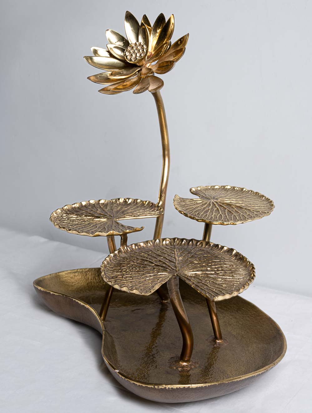 Exclusive Brass Curio - Waterlily Garden (Large)