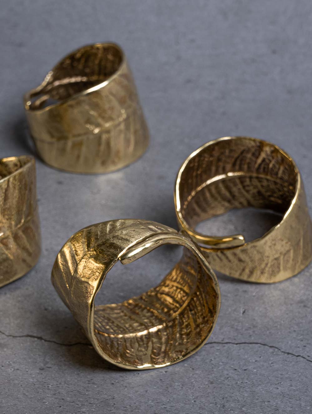 Exclusive Brass Napkin Rings - Mango Leaf (Set of 4)
