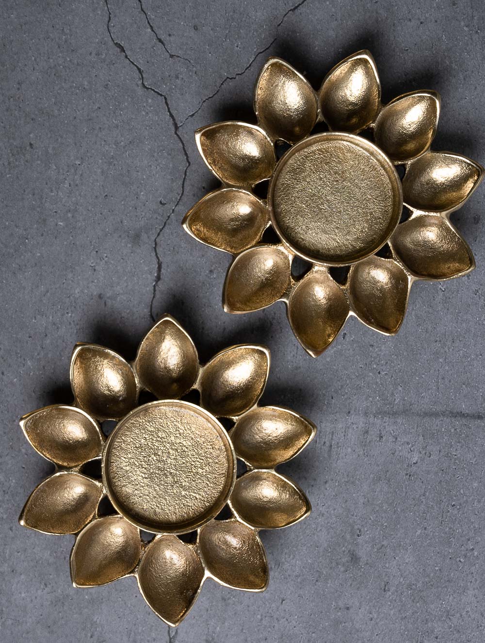 Exclusive Brass Tealight Holders (Set of 2) - Lotus Flowers