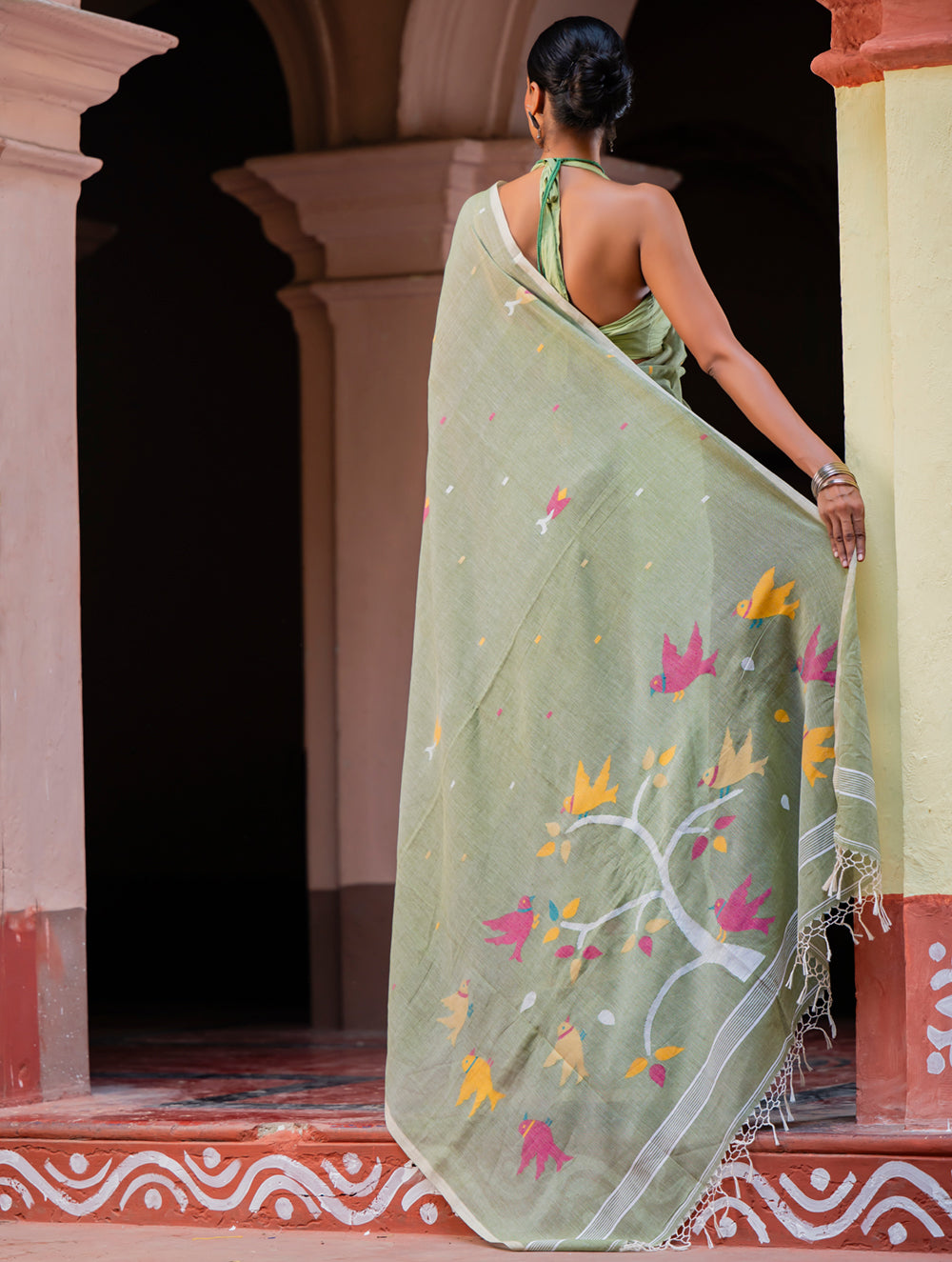 Exclusive Soft Handwoven Bengal Cotton Jamdani Saree - Pakher Bhor