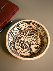 Hand Rendered Madhubani Papier Mache Organiser Tray - Wise Fish