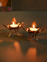 The India Craft House Heritage Gift Hamper - Rose Leaves & Light