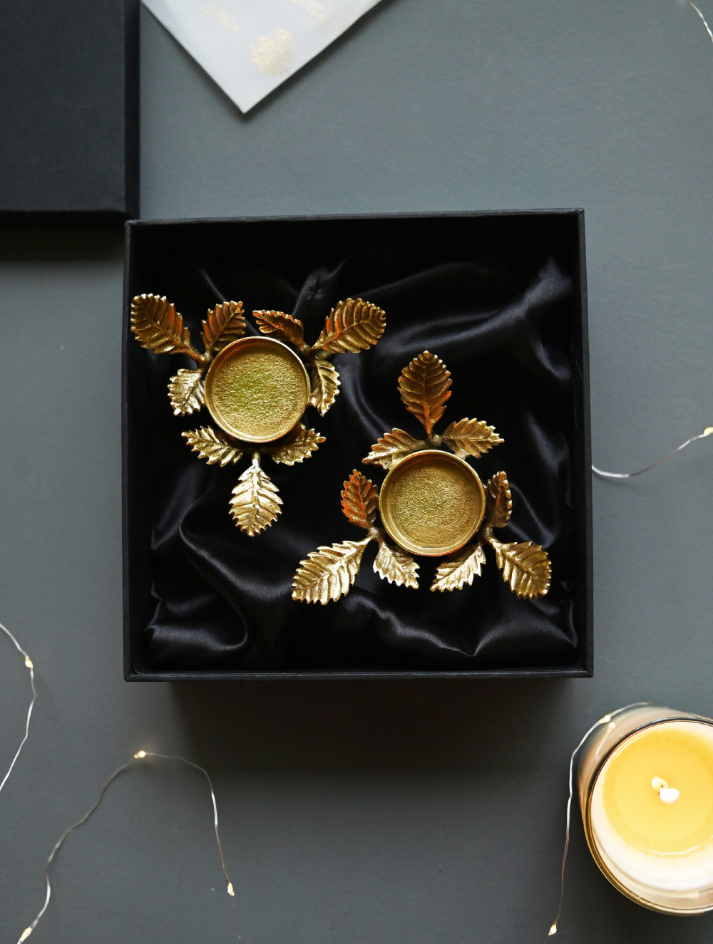 The India Craft House Heritage Gift Hamper - Rose Leaves & Light