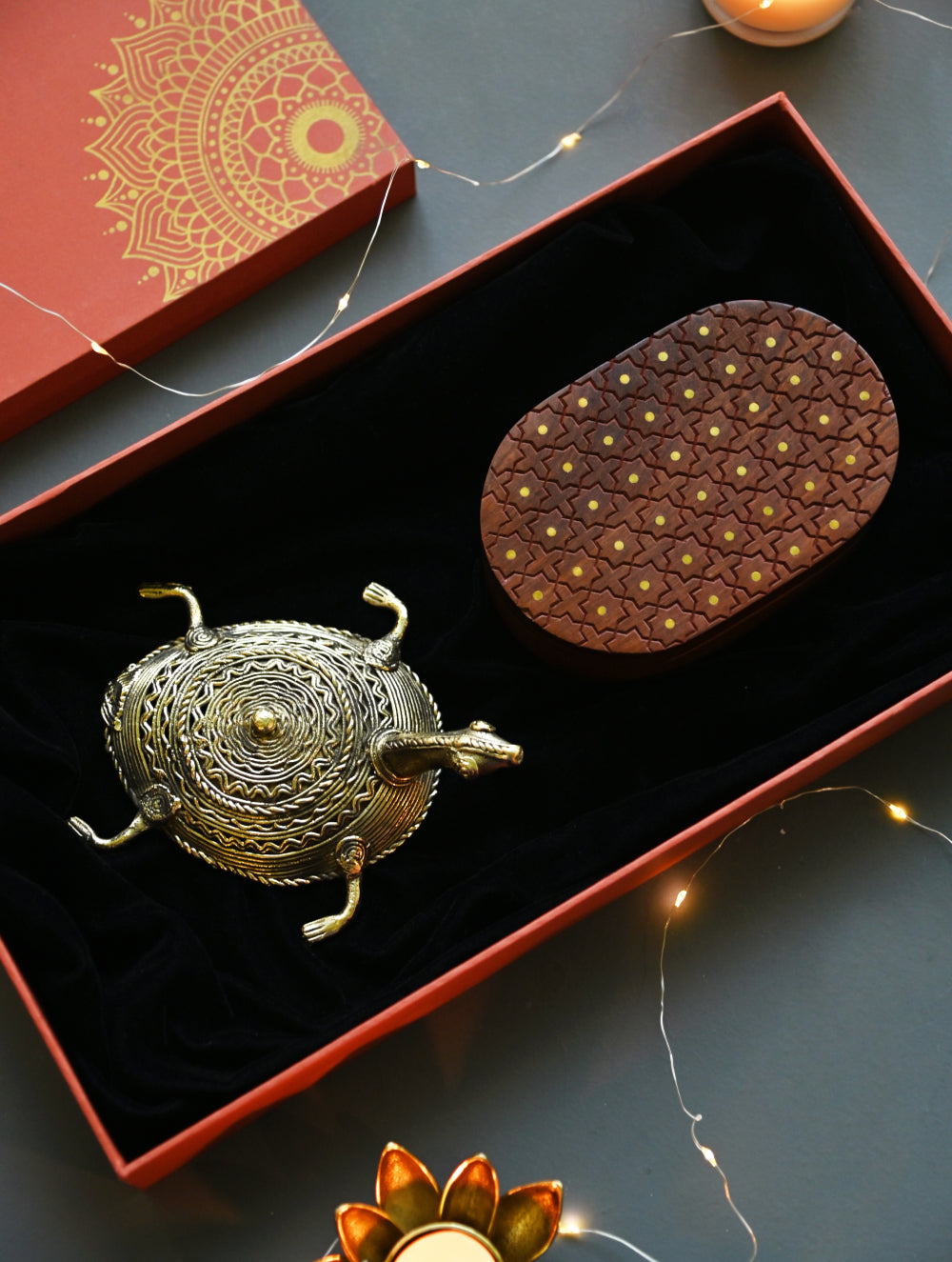 The India Craft House Heritage Gift Hamper - Dhokra and Tarakashi Abstract