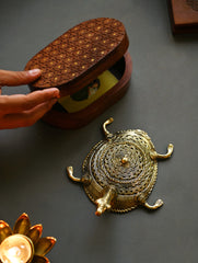 The India Craft House Heritage Gift Hamper - Dhokra and Tarakashi Abstract