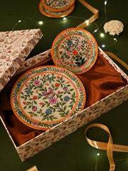 The India Craft House Heritage Gift Hamper - Marble Floral Classics