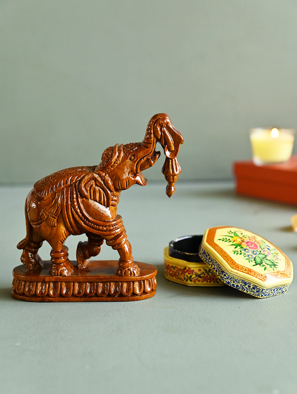 The India Craft House Heritage Gift Hamper - Elephant & Kashmir