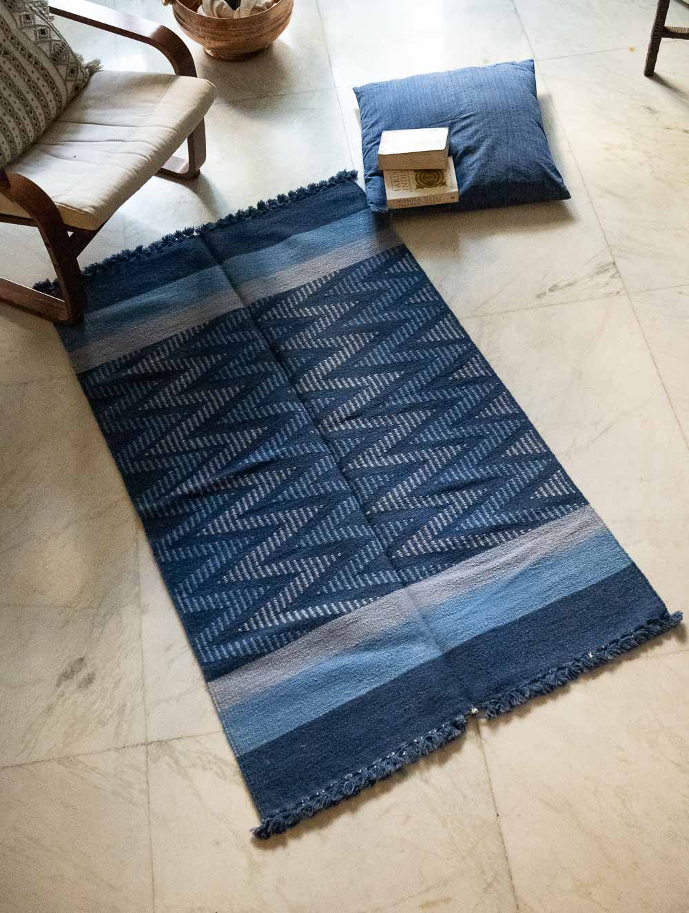 Handwoven Jawaja Rug - Blue Zigzags (5ft x 3ft)