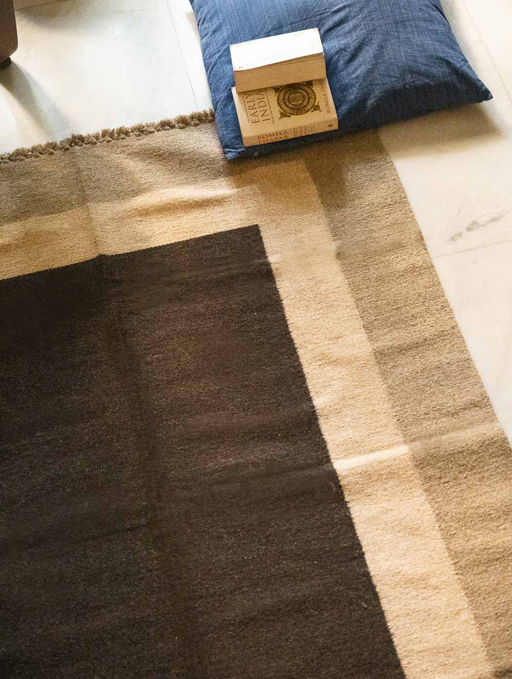 Handwoven Jawaja Rug - Shades of Brown (6ft x 4ft)