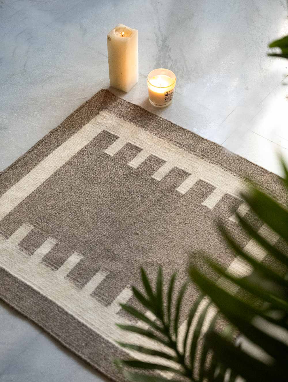 Handwoven Jawaja Small Rug - Brown Pattern (2ft x 2ft)