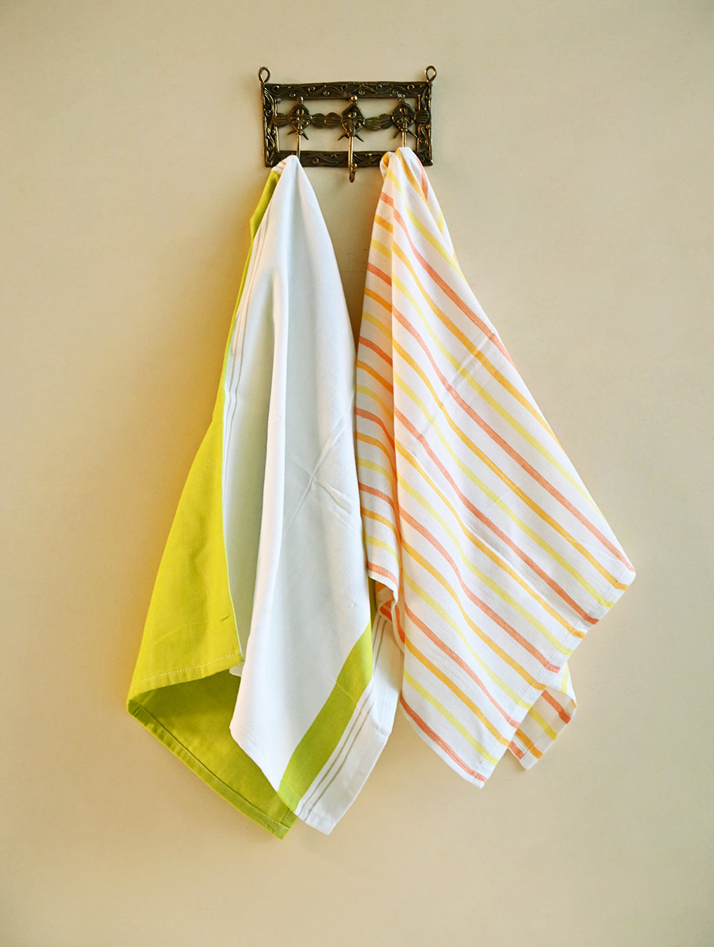 Handwoven Soft Kerala Cotton Kitchen-to-Coast Towels Gift Set in Sabai Grass Basket - Lime Grove (Set of 3)