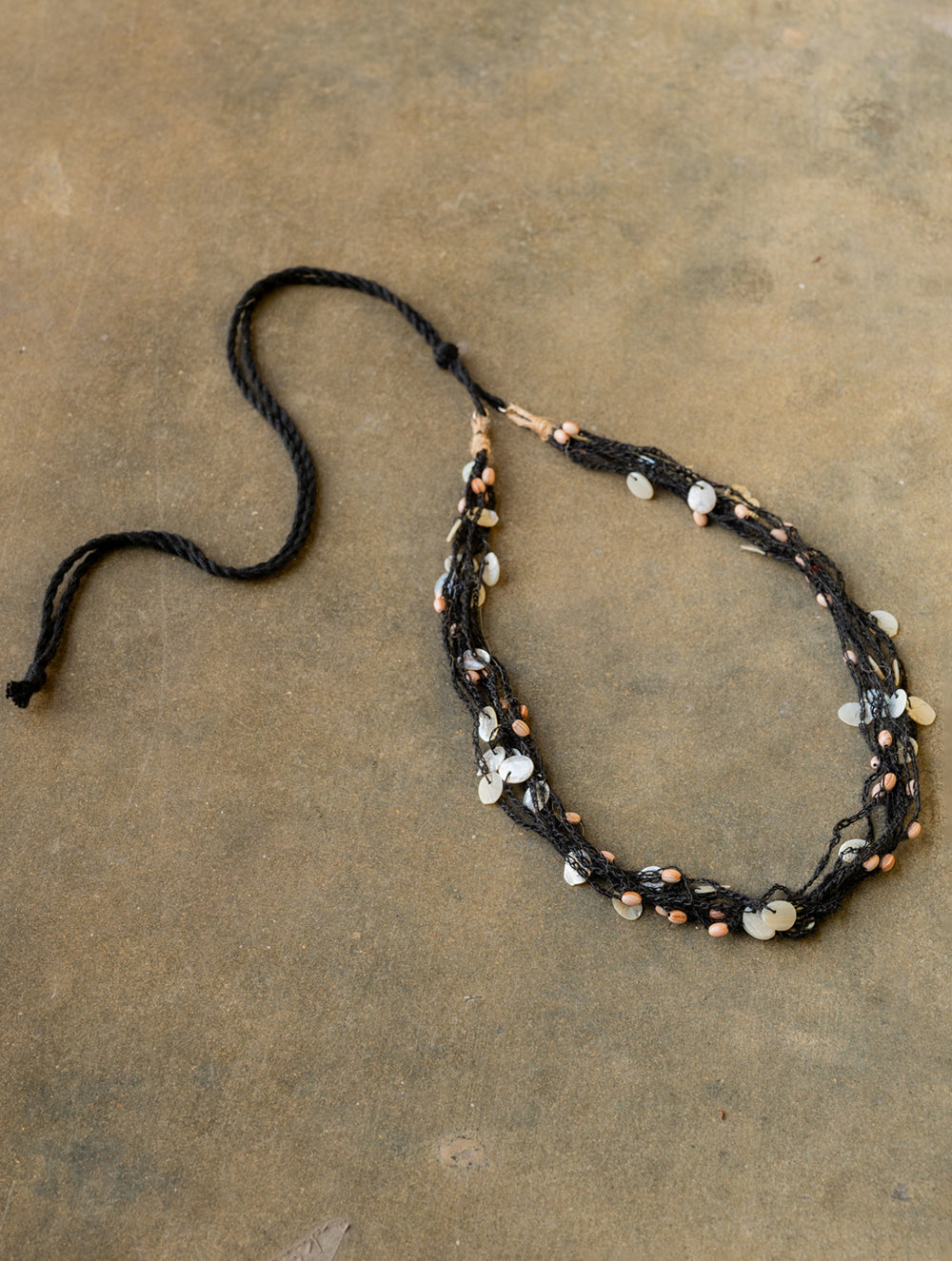 Load image into Gallery viewer, Layered Black Jute Necklace