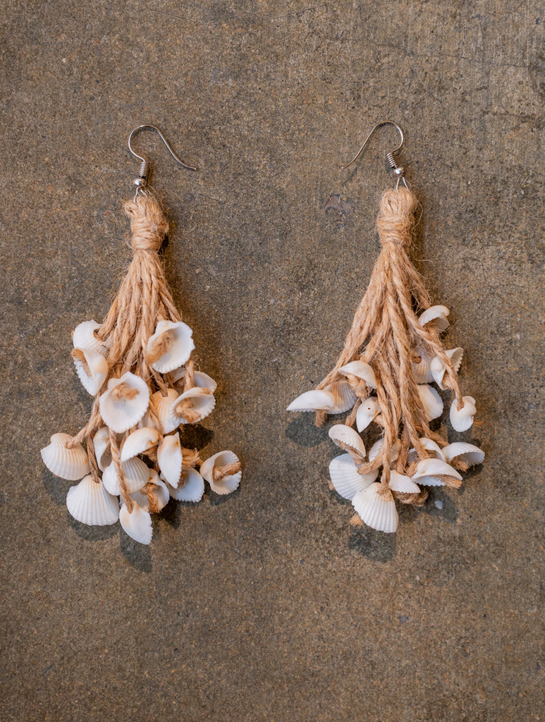 Light Weight Jute Earrings with Seashells