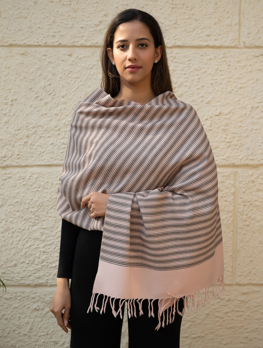 Light & Warm Merino Wool Kinnauri Stole - Rosé & Noir
