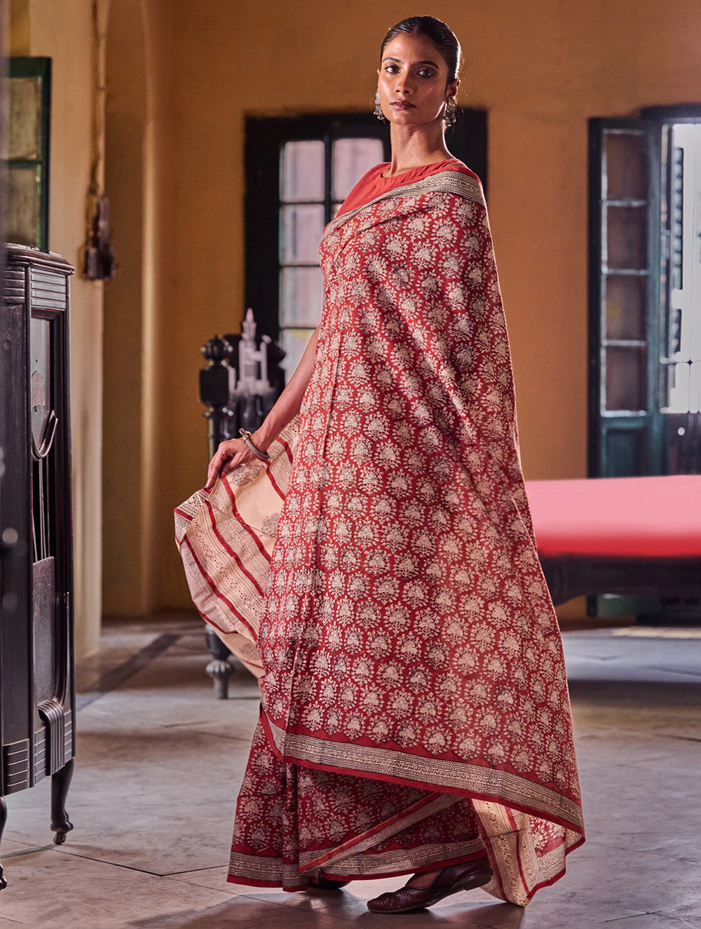 Bagru Statements: Hand Block Printed Mul Cotton Saree - Crimson Blossom