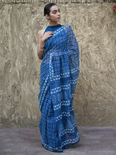 Dabu Vibes : Hand Block Printed Kota Doria Saree - Neelrekh