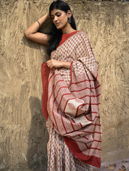 Bagru Statements : Hand Block Printed Cotton Saree - Dhara Phool