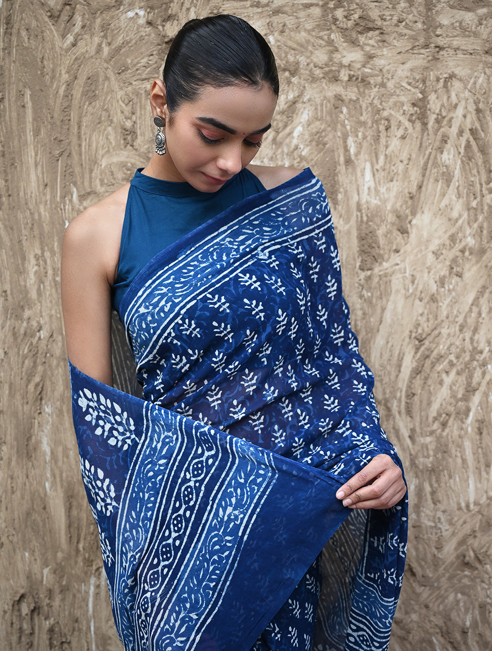 Dabu Vibes : Hand Block Printed Georgette Saree - Neele Gagan