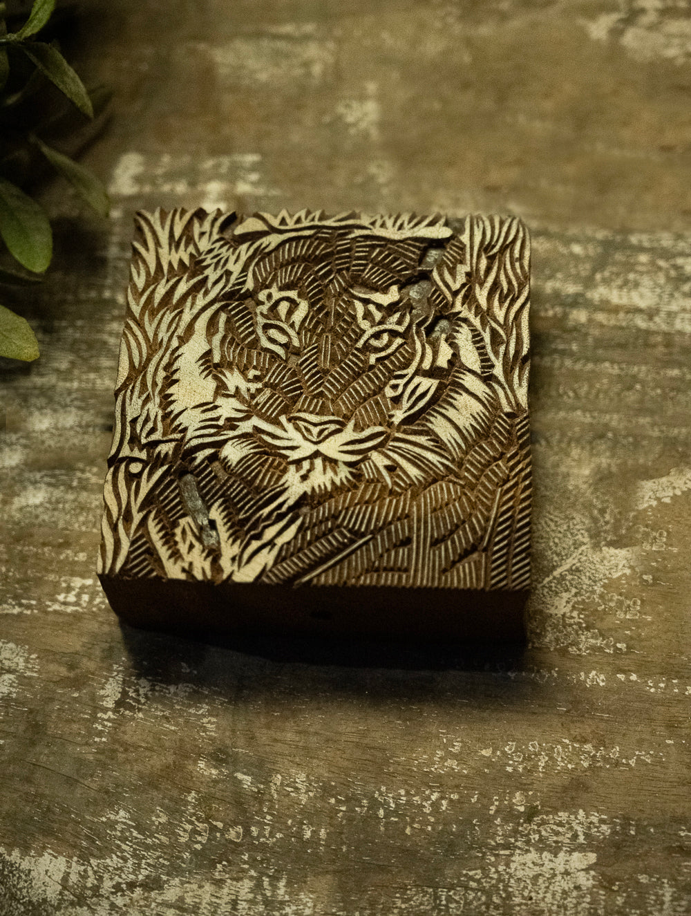 Nazakat. Exclusive, Fine Hand Engraved Wood Block Curio - Tiger