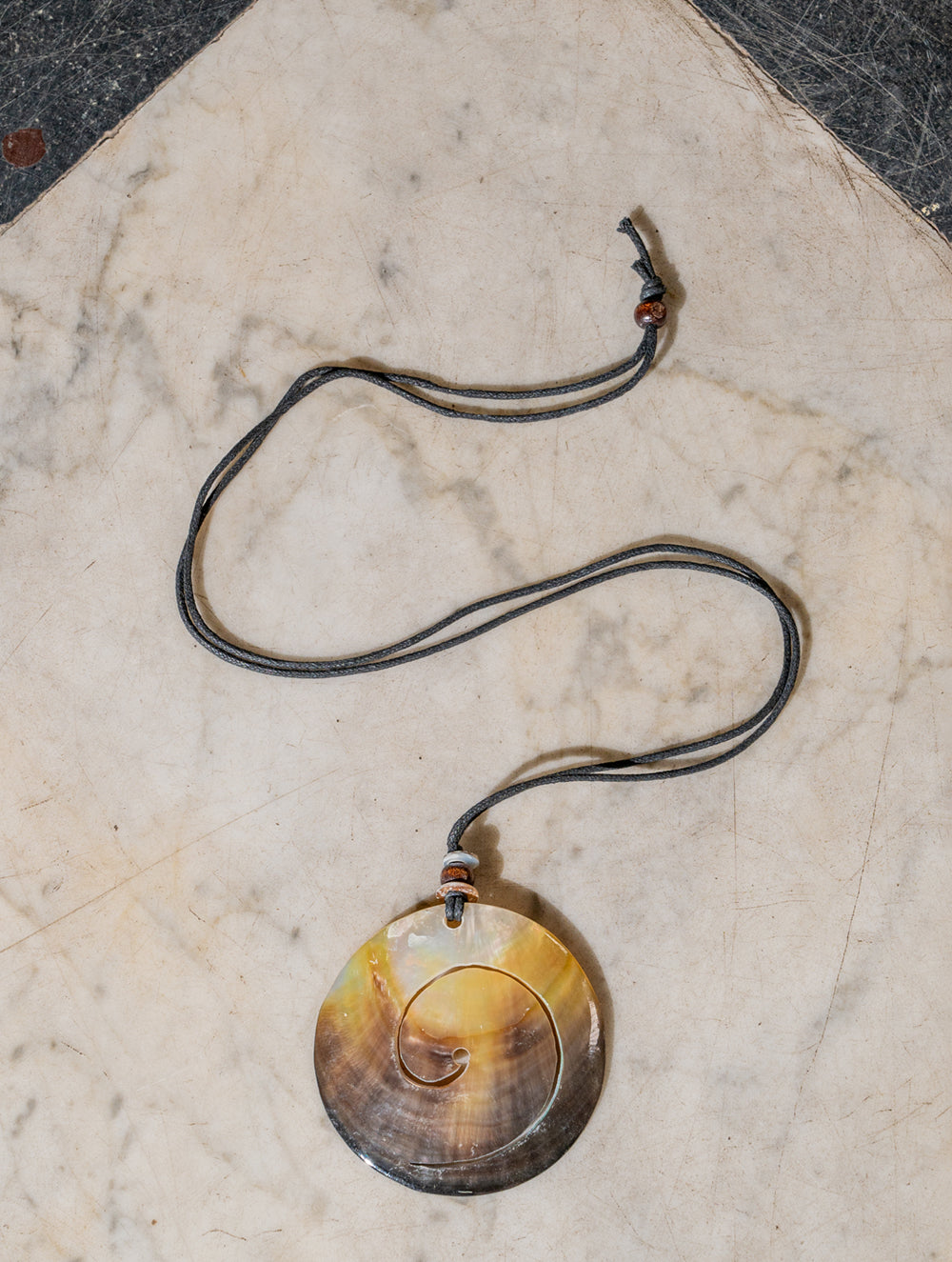 Load image into Gallery viewer, Oceanic Coil Necklace