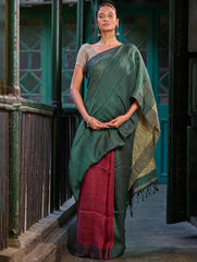 Bengal Vibes. Elegant Handwoven Patli Linen Saree - Forest Reverie