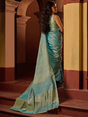Bengal Elegance. Handwoven Tissue & Linen Saree - Mist Blue