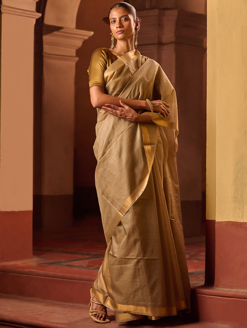 Bengal Elegance. Handwoven Silk Cotton Saree - Desert Taupe