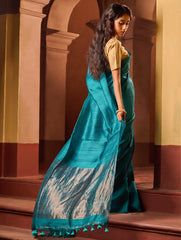Bengal Elegance. Handwoven Soft Resham Matka Silk Saree - Peacock Teal