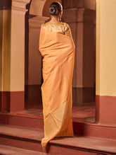 Bengal Elegance. Handwoven Tissue & Linen Saree - Peach Champagne
