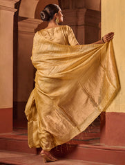 Bengal Elegance. Handwoven Soft Resham Matka Silk Saree - Sunlit Gold