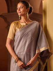 Bengal Elegance. Handwoven Silk Cotton Saree - Silver Ash