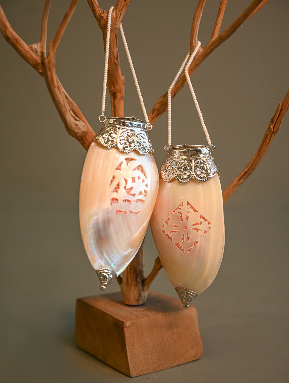 Shell Craft Wardrobe Aroma Sachet Holder - Fragrance Tales (Set of 2)