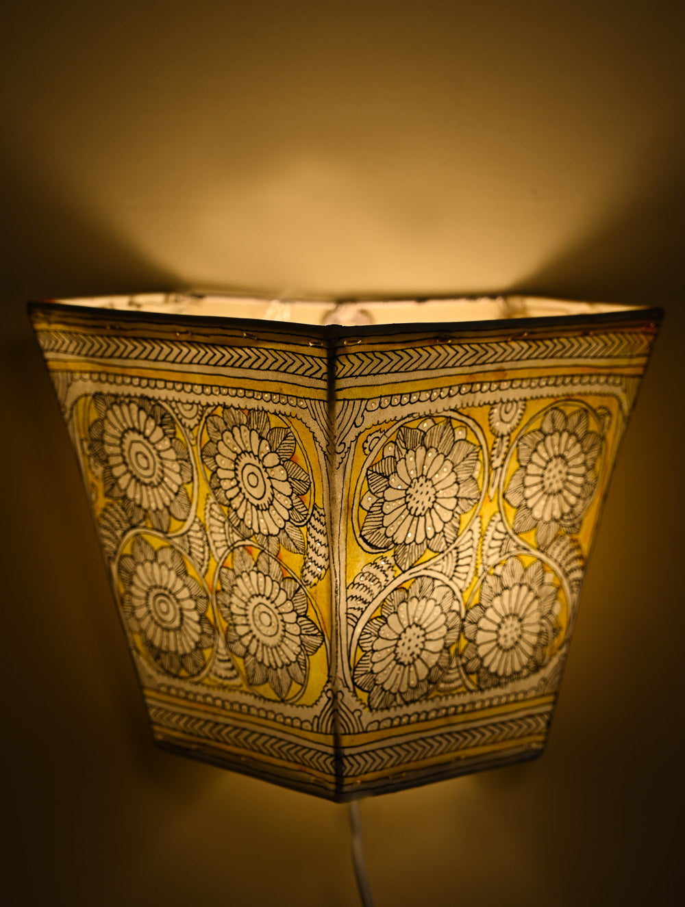 Andhra Leather Craft Wall Lamp Shade - Kanaka Valli. Height - 8 inches