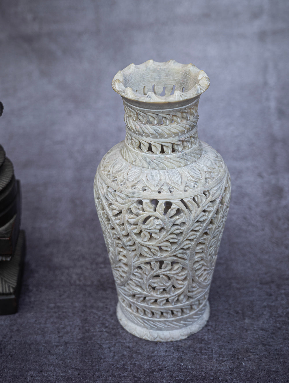 Load image into Gallery viewer, Soapstone Filigree Floral Vase