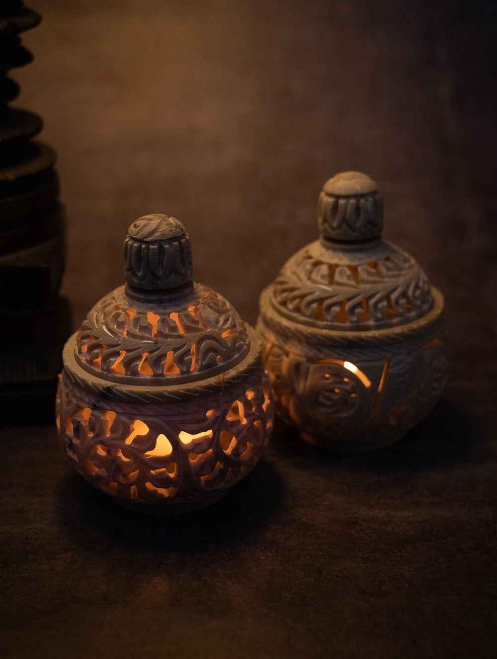 Soapstone Filigree Round Tea Light Holder