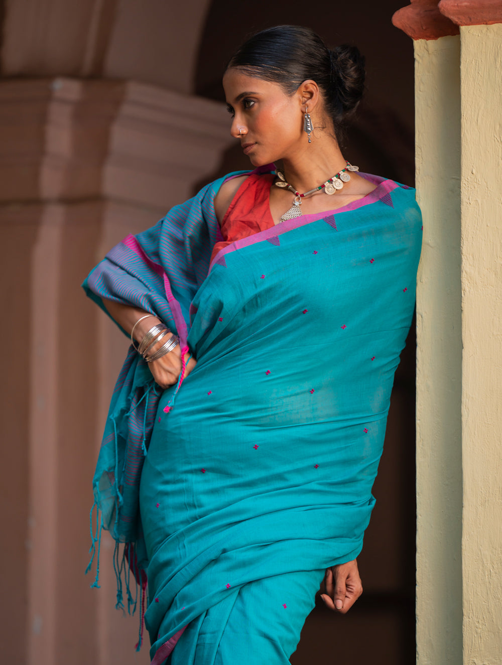 Soft & Light. Handwoven Bengal Cotton Saree - Cerulean Mood