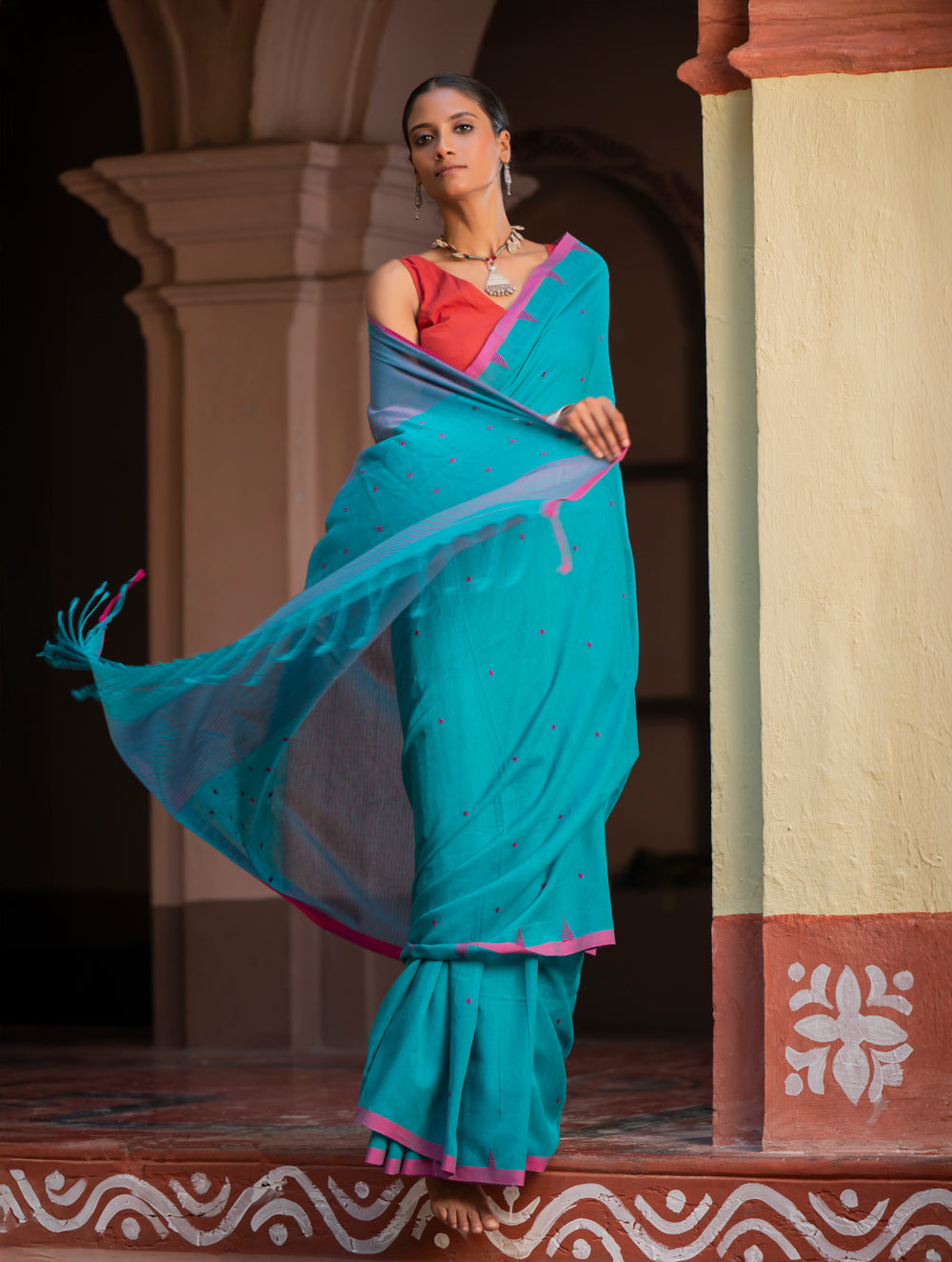 Soft & Light. Handwoven Bengal Cotton Saree - Cerulean Mood
