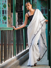 Soft & Light. Handwoven Bengal Cotton Saree - Dhaara