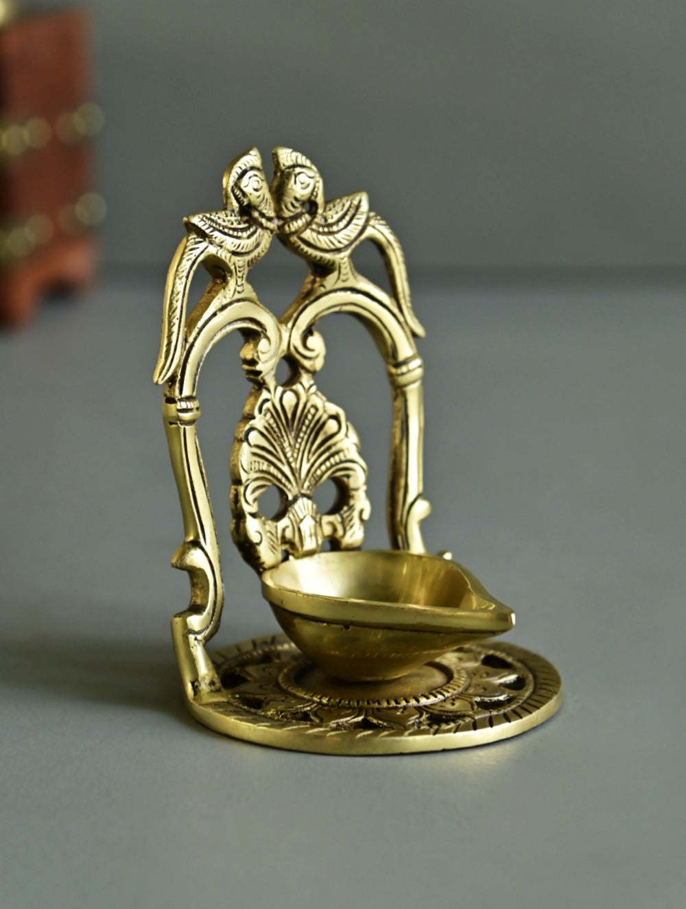 Brass Moulded Ornate Lamp - Swarna Deep