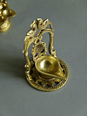 Brass Moulded Ornate Lamp - Swarna Deep
