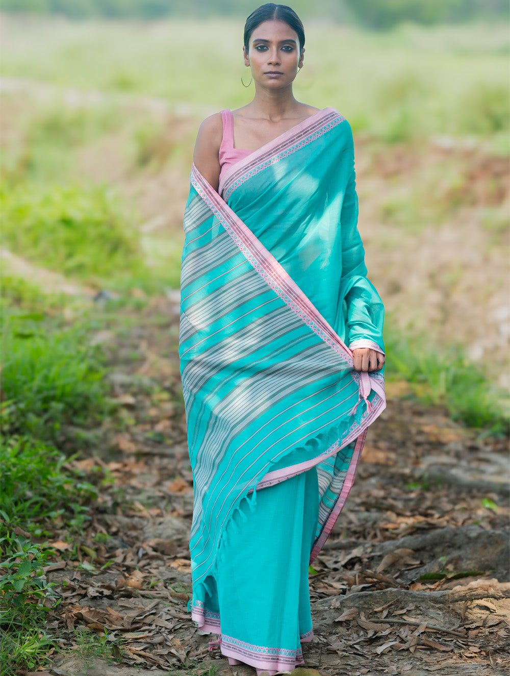 Bengal Weaves. Handwoven Soft Cotton Saree - Lagoon Bloom