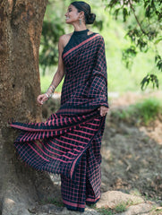 Bengal Weaves. Handwoven Soft Cotton Saree - Rose Grid